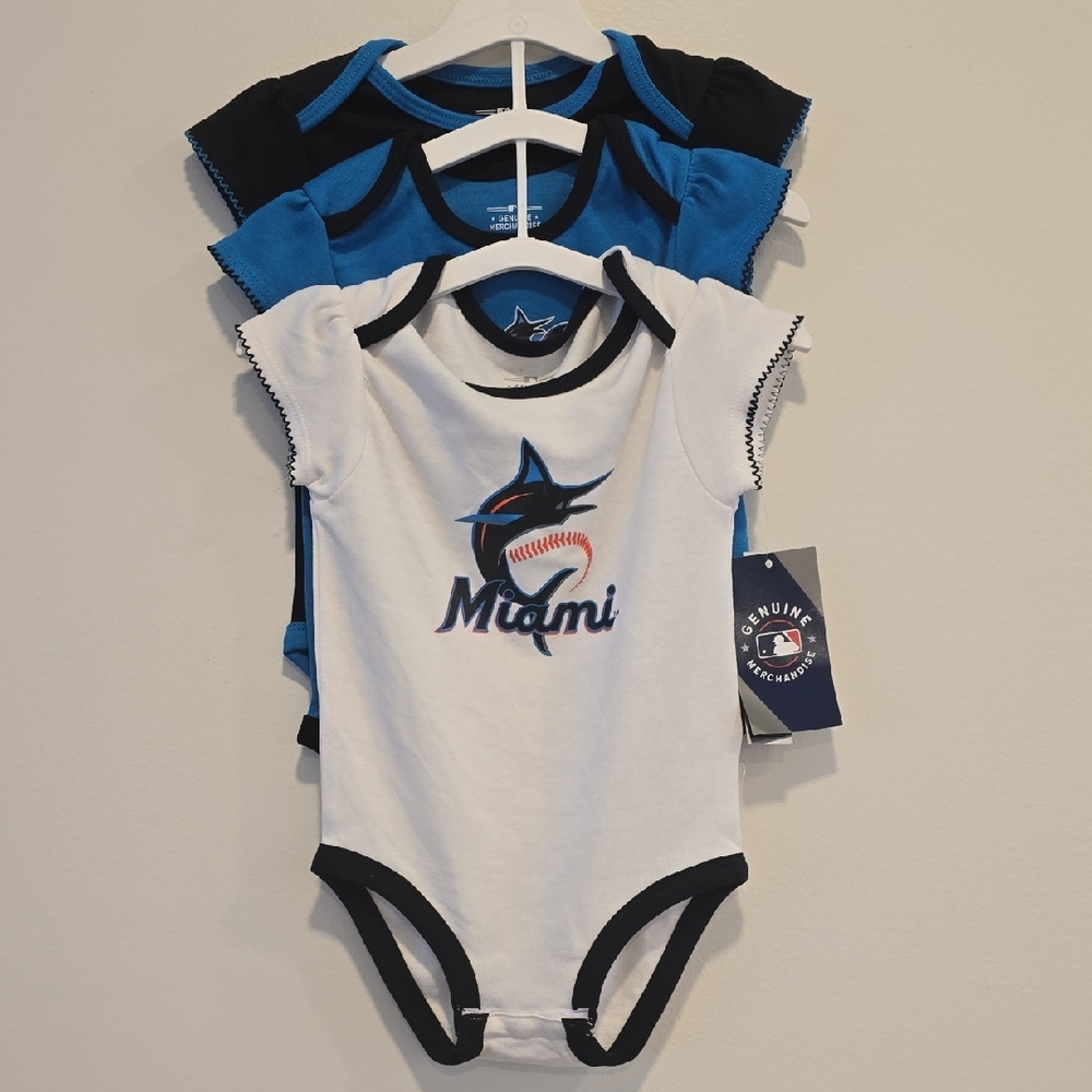 Miami Marlins 3 Piece Onesie Set Size 18m, NWT